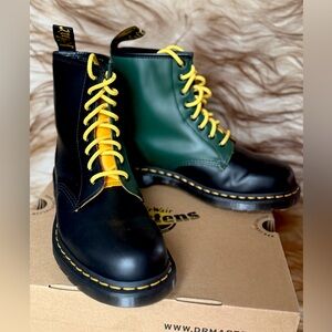 Dr. Marten Men’s 1460 Smooth Leather Boots